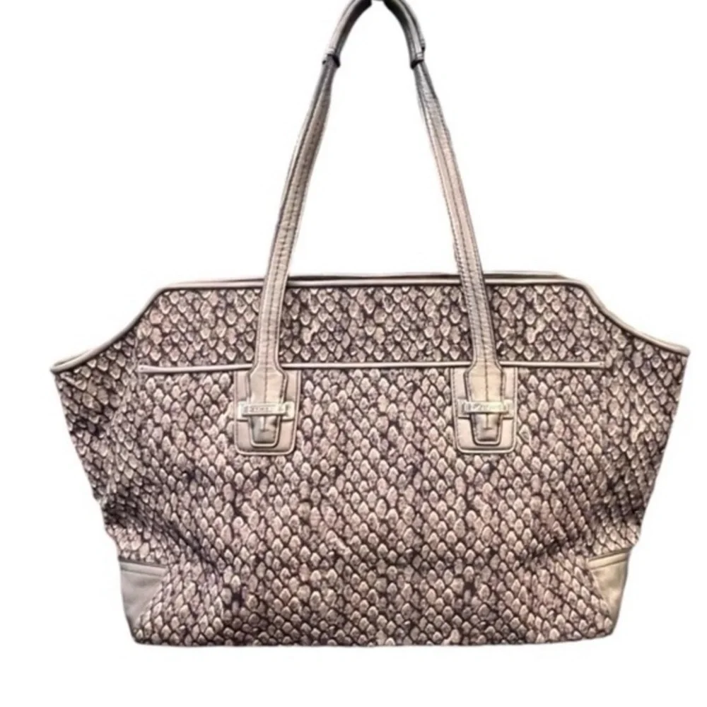 COACH "Taylor"  Python Snake
Print Alexis Carryall
Shoulder Bag - Picture 2 of 15